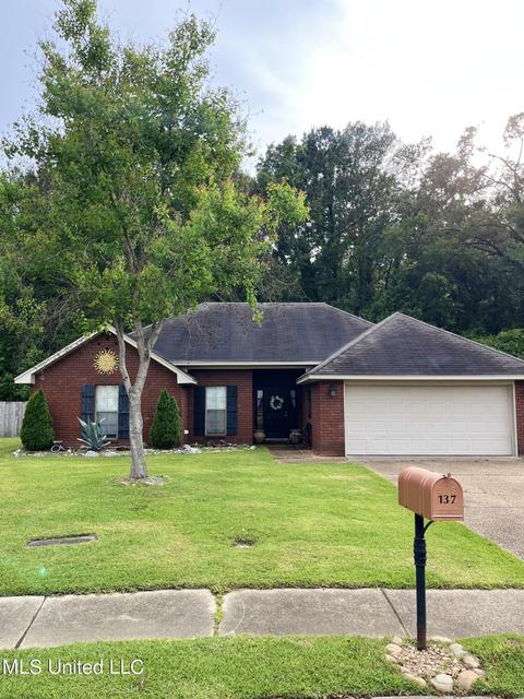 137 Copper Ln, Richland, MS 39218