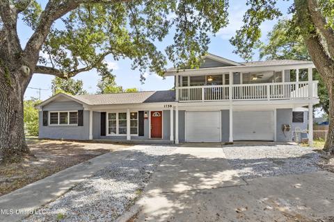 1758 Ridgeway Dr, Biloxi, MS 39531