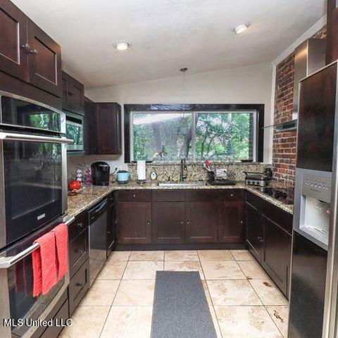 715 Arlington St, Jackson, MS 39202 photo 4
