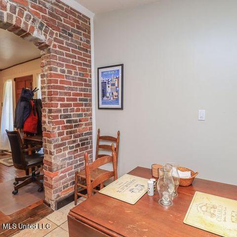 715 Arlington St, Jackson, MS 39202 photo 5