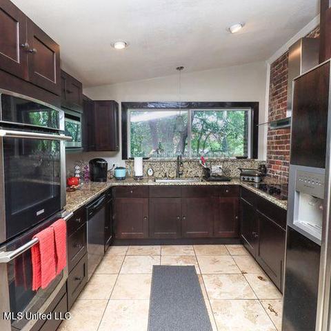 715 Arlington St, Jackson, MS 39202