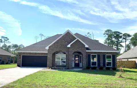 6237 Sandhill Cv, Ocean Springs, MS 39564
