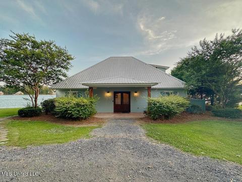 103 Northshore Pt, Madison, MS 39110