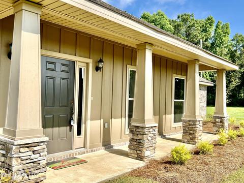 156 Wes Havard Rd, Lucedale, MS 39452 photo 2
