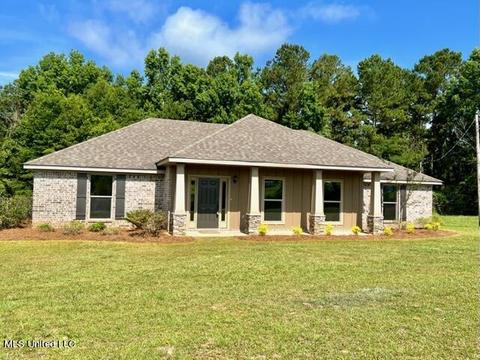 156 Wes Havard Rd, Lucedale, MS 39452
