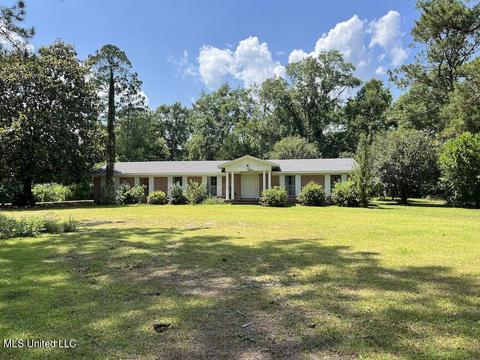 990 Oil Well Rd, Wiggins, MS 39577