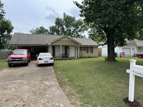1553 Vicksburg Dr, Southaven, MS 38671