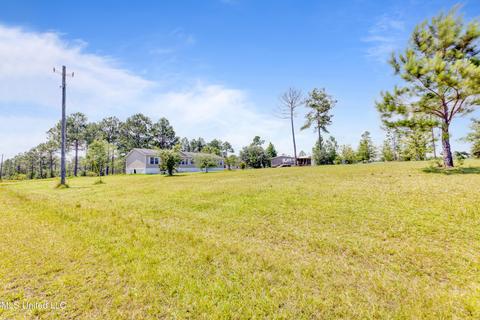 13469 Regale Rd, Vancleave, MS 39565