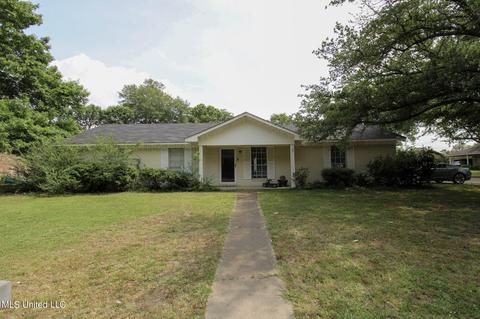 2 Pine Circle Cir, Indianola, MS 38751 photo 1