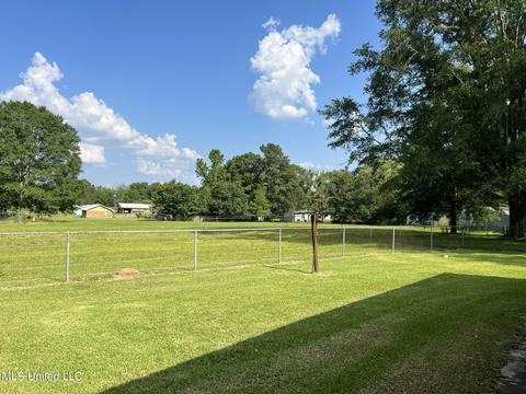 204 Industrial Cir, Union, MS 39365 photo 29