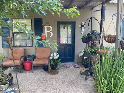1021 Sojourner Ln, Georgetown, MS 39078