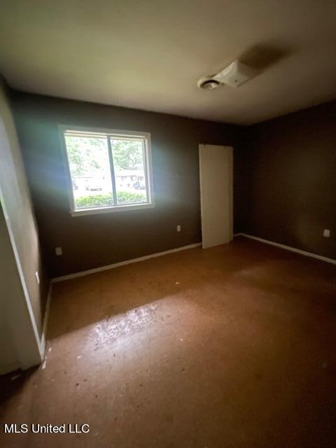 252 Glenside Dr, Jackson, MS 39211 photo 8