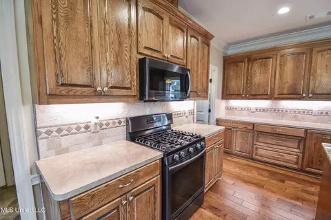 Kitchen - 1480 Alana Dr, Terry, MS 39170 photo 8 of 16