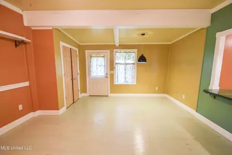 Entry Way - 1480 Alana Dr, Terry, MS 39170 photo 6 of 6