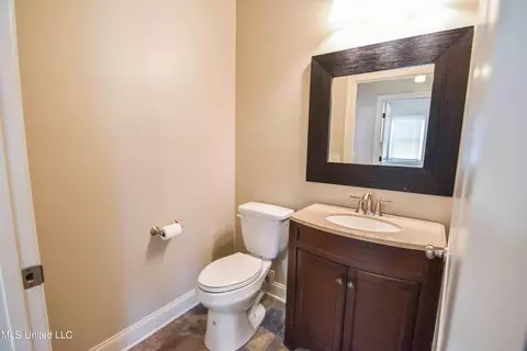 Bath - 1480 Alana Dr, Terry, MS 39170 photo 6 of 11