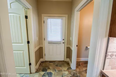 Entry Way - 1480 Alana Dr, Terry, MS 39170 photo 5 of 6