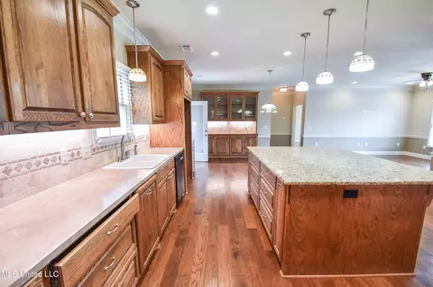 Kitchen - 1480 Alana Dr, Terry, MS 39170 photo 9 of 16