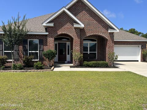 6638 Sugarcane Cir, Ocean Springs, MS 39564