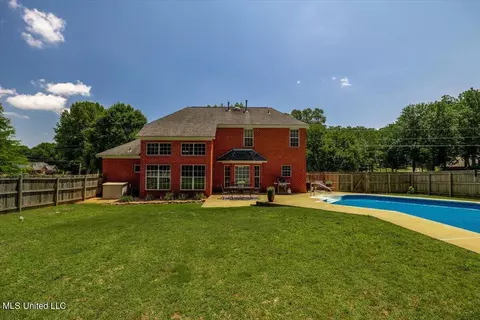 2331 Oak Creek Dr, Hernando, MS 38632 photo 4