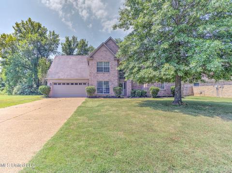10851 Wyckford Dr, Olive Branch, MS 38654