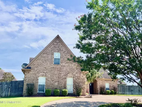 1329 Ora Lee Dr, Hernando, MS 38632