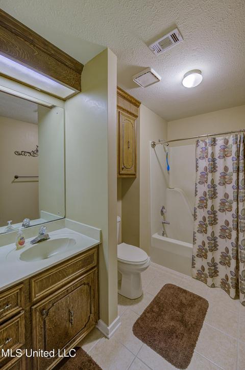 214 Memory Oaks Dr, Raymond, MS 39154 photo 36