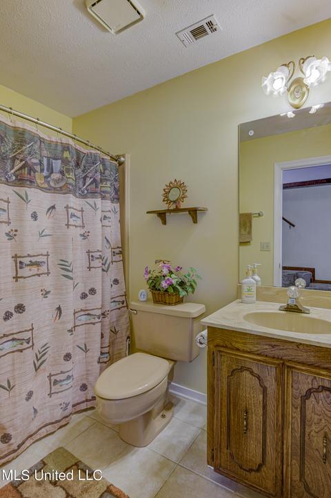 214 Memory Oaks Dr, Raymond, MS 39154 photo 42