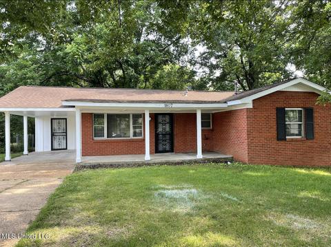 1807 Mississippi Valley Blvd, Southaven, MS 38671
