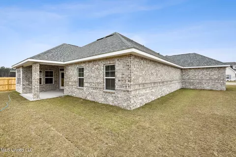 13605 Deer Field Dr, Gulfport, MS 39503