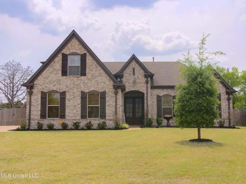 3053 Pinetree Loop Cv, Southaven, MS 38672