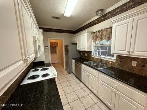 403 Stoneybrook Dr, Brandon, MS 39042 photo 3