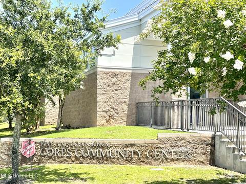 570 Division St, Biloxi, MS 39530 photo 34