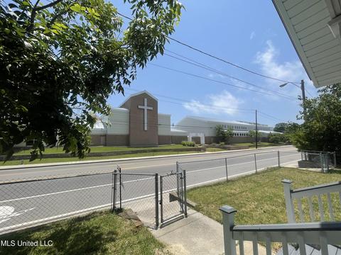 570 Division St, Biloxi, MS 39530 photo 37