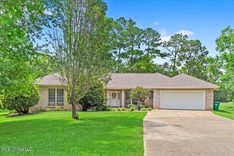 5614 Ahuli Pl, Diamondhead, MS 39525