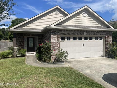 13230 Sandy Brook Dr, Gulfport, MS 39503