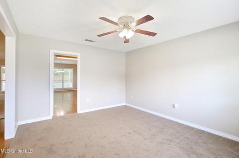 2077 Juniper Dr, Biloxi, MS 39532 photo 2