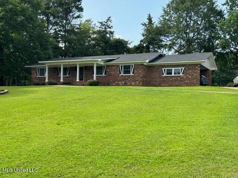 38 Terri Drive Dr, Philadelphia, MS 39350