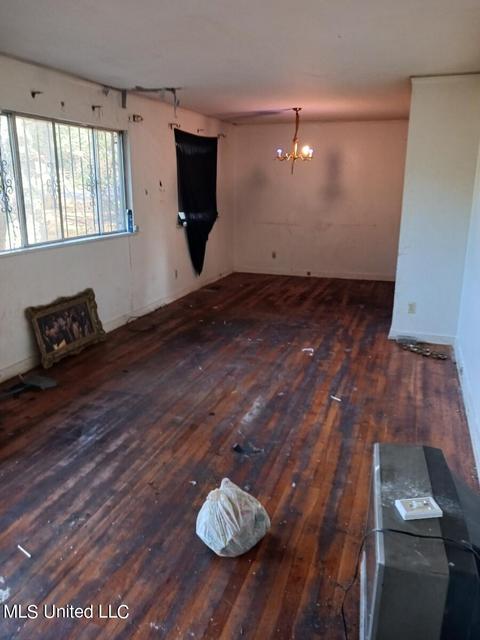 935 Raymond Rd, Jackson, MS 39204 photo 12
