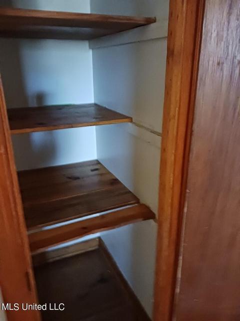 935 Raymond Rd, Jackson, MS 39204 photo 7