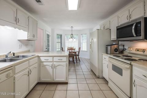 1241 Pendulum Dr, Hernando, MS 38632 photo 13