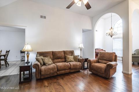 1241 Pendulum Dr, Hernando, MS 38632 photo 7