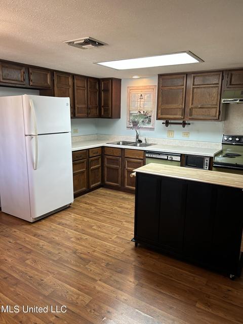 218 Old Oak Cir, Brandon, MS 39042 photo 7