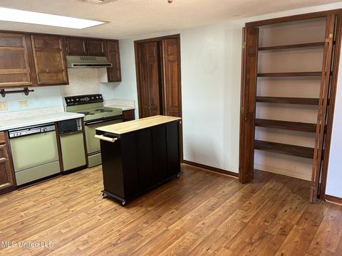 218 Old Oak Cir, Brandon, MS 39042 photo 6