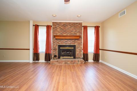 6372 Ashley Cir, Jackson, MS 39213 photo 4
