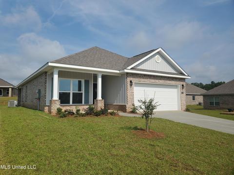 5357 Leeds Ln, Biloxi, MS 39532