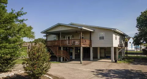620 W Magnolia St, Gulfport, MS 39507