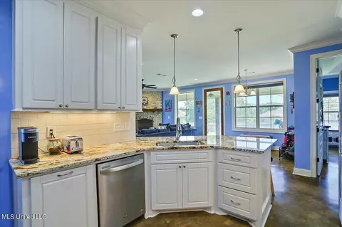 103 Coventry Ln, Brandon, MS 39042 photo 10