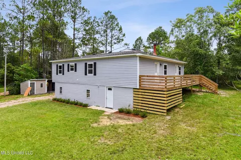 5436 Posey Bridge Rd, Biloxi, MS 39532