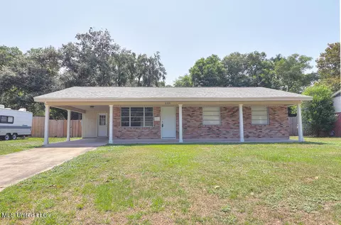 2207 St James Blvd, Gulfport, MS 39507