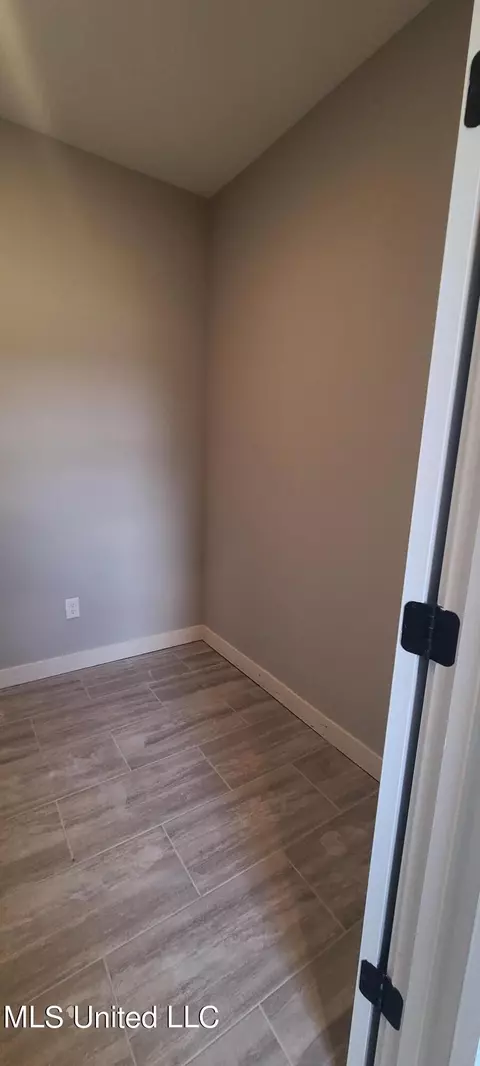428 Fawn Grove Trl, Hernando, MS 38632 photo 9